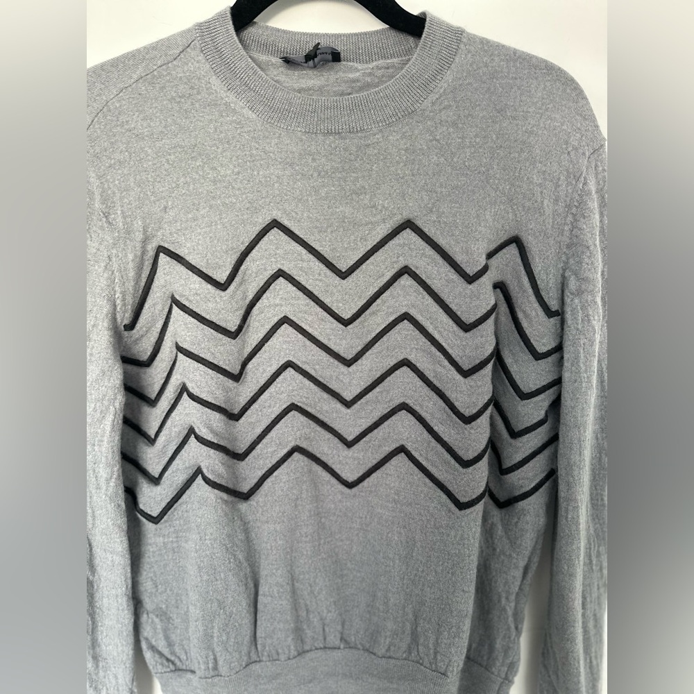 Emporio Armani  Embroidered Zigzag Wool Sweater – Gray Crewneck - Picture 5 of 9